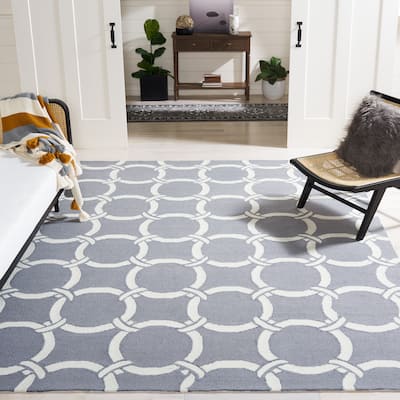 SAFAVIEH Handmade Four Seasons Aile Floral Rug