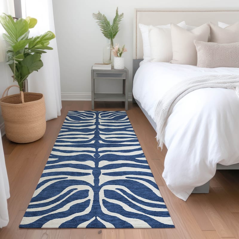 Machine Washable Indoor/ Outdoor Modern Animal Print Chantille Rug - Navy - 2'3" x 7'6"