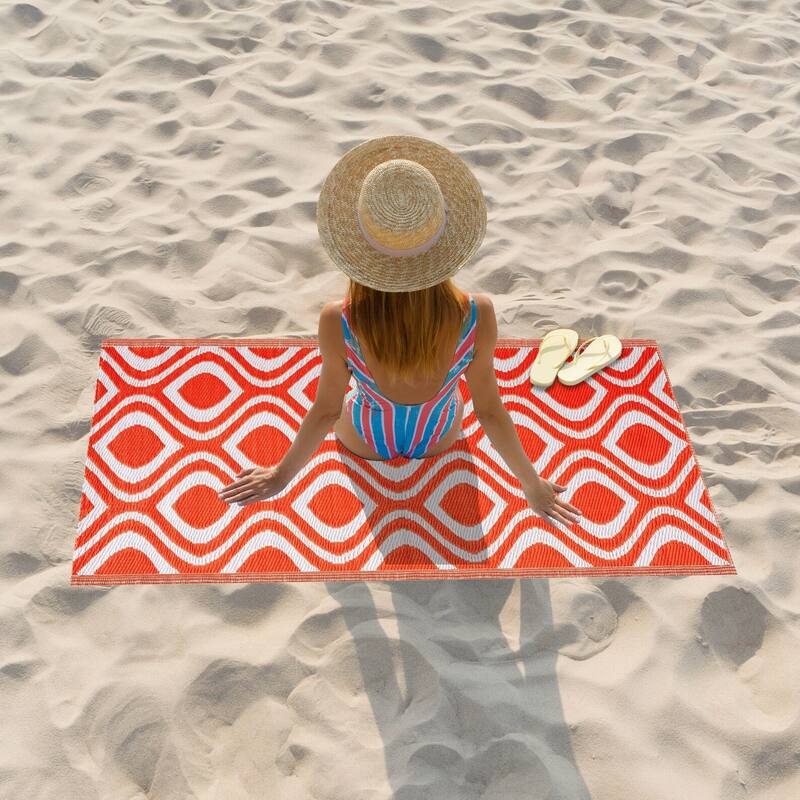 Playa Rug Outdoor Recycled Reversible Plastic Folded Mat/Rug Venice Collection Lightweight & Weather, Water and UV Resistant