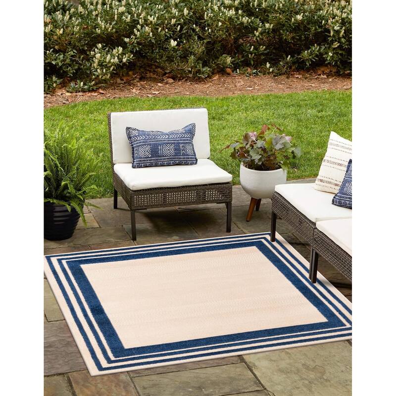 Outdoor Denver Collection Area Rug - Beige - 7'10" Square