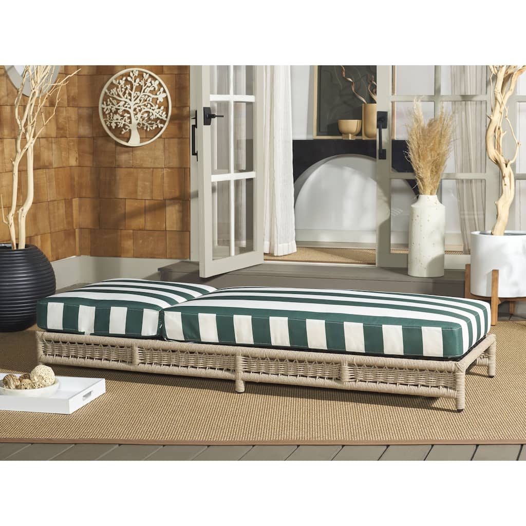 SAFAVIEH Outdoor Living Callan Lounger - 75"W x 26"D x 13"H