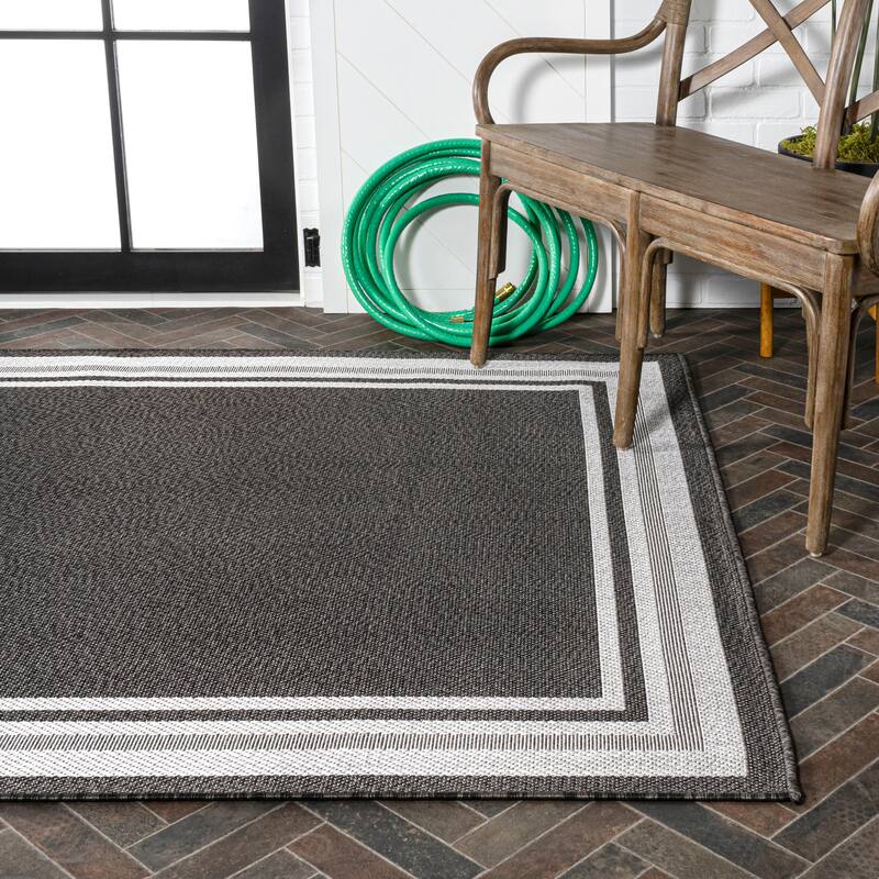 JONATHAN Y Haynes Modern Border Stripe Indoor/Outdoor Area Rug