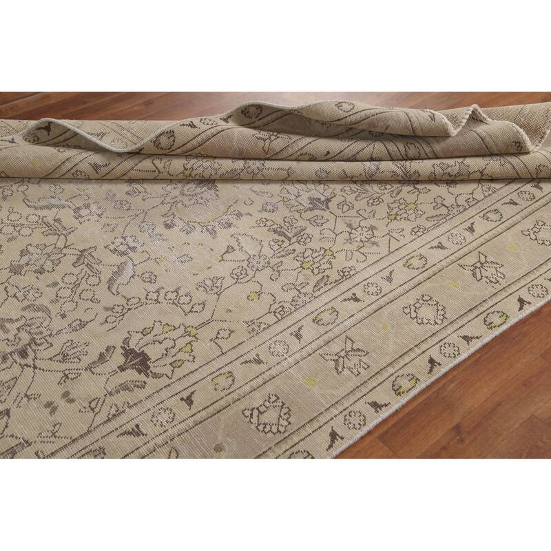 Hand Knotted Oriental 100% Wool Carpet Traditional Floral Beige & Ivories Tabriz Area Rug - 8' 9'' X 6' 0''