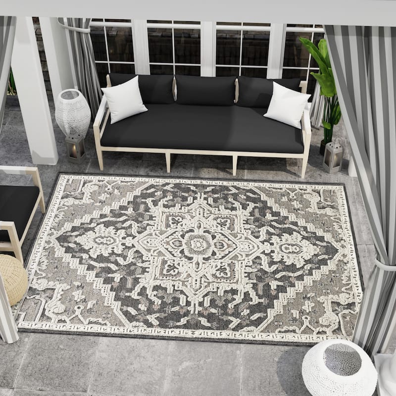Nautica Indoor/Outdoor Modern Geometric Gray High-Low Rug