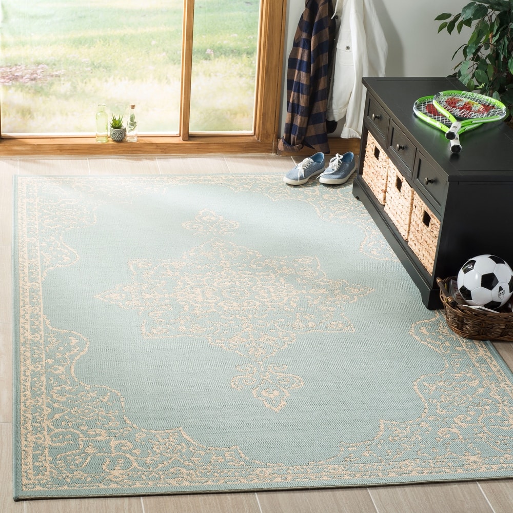 SAFAVIEH Linden Pascalle Indoor/ Outdoor Waterproof Patio Backyard Rug