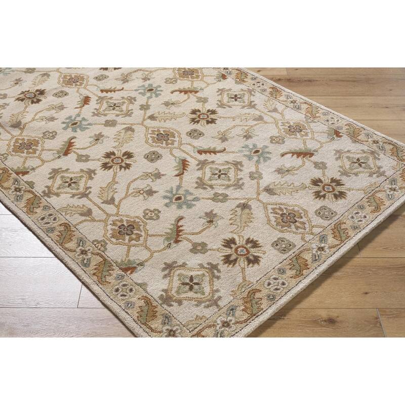 Livabliss Traditional Caesar Border Area Rug