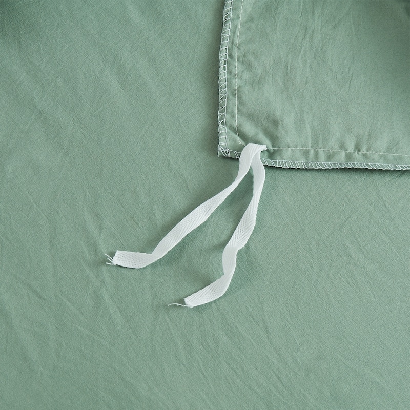 Light-Weight Microfiber Duvet Cover Set with Zipper Closure