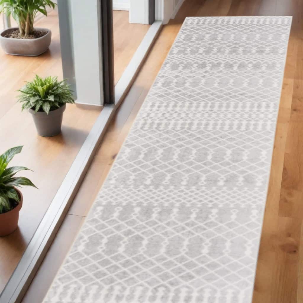 Power Loomed Geometric Modern Low Pile Area Rug - 72' X '24' X '0.25