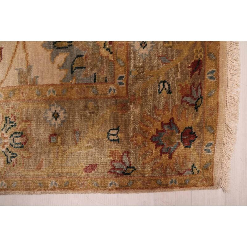 ECARPETGALLERY Hand-knotted Jules Serapi Ivory Wool Rug - 5'0 x 7'10