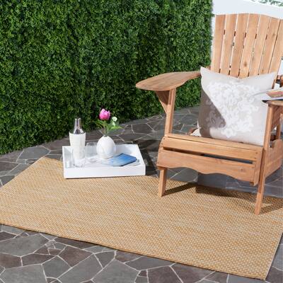 SAFAVIEH Courtyard Jonell Indoor/ Outdoor Patio Backyard Rug