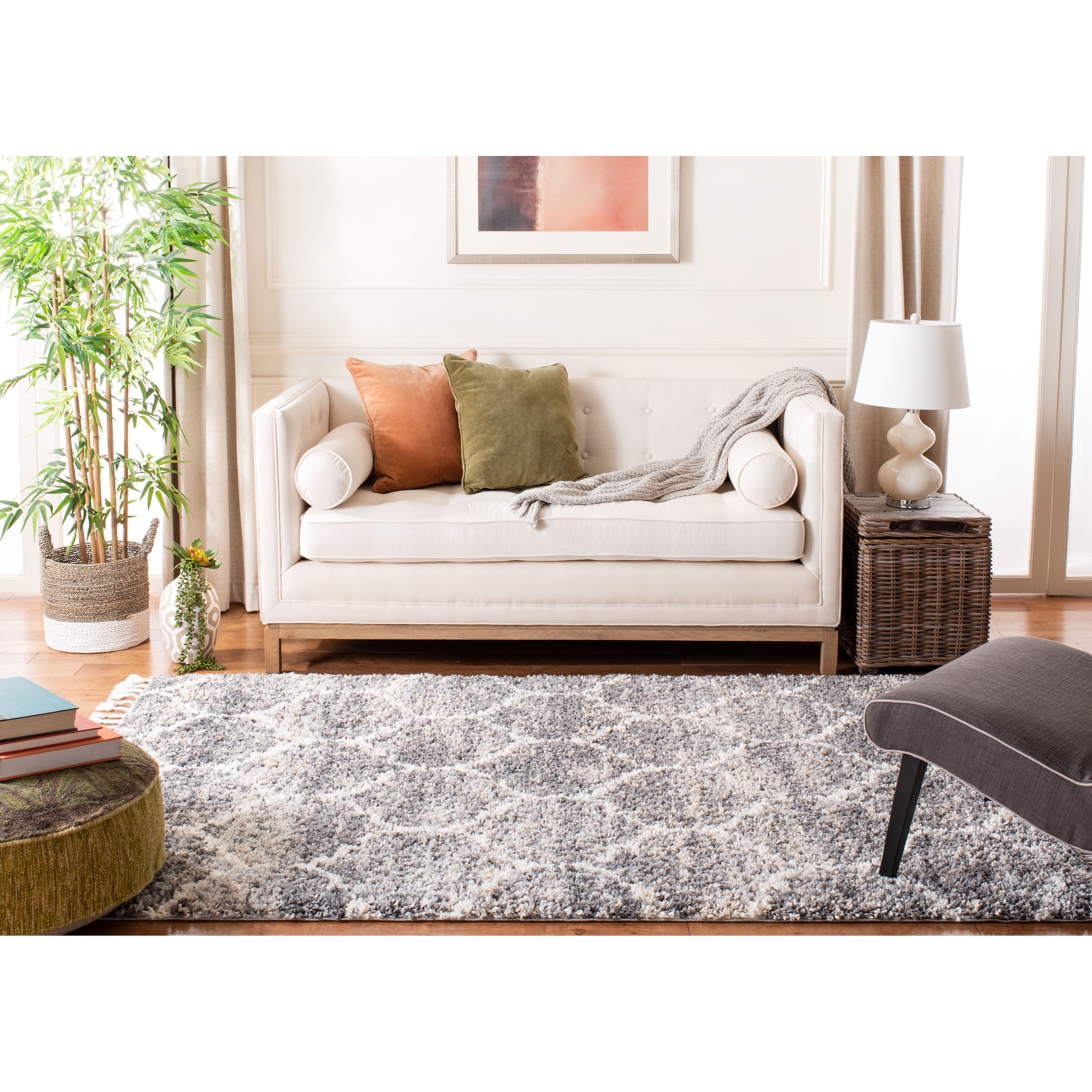 SAFAVIEH Montreal Shag Pearline 2-inch Thick Rug