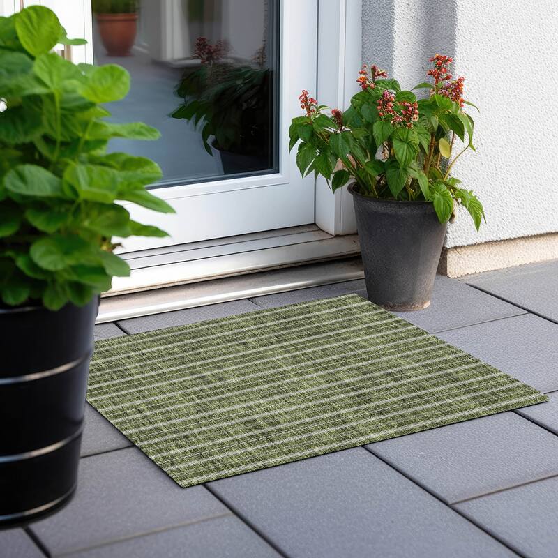 Machine Washable Indoor/ Outdoor Chantille Stripe Twist Rug - Olive - 1'8" x 2'6"