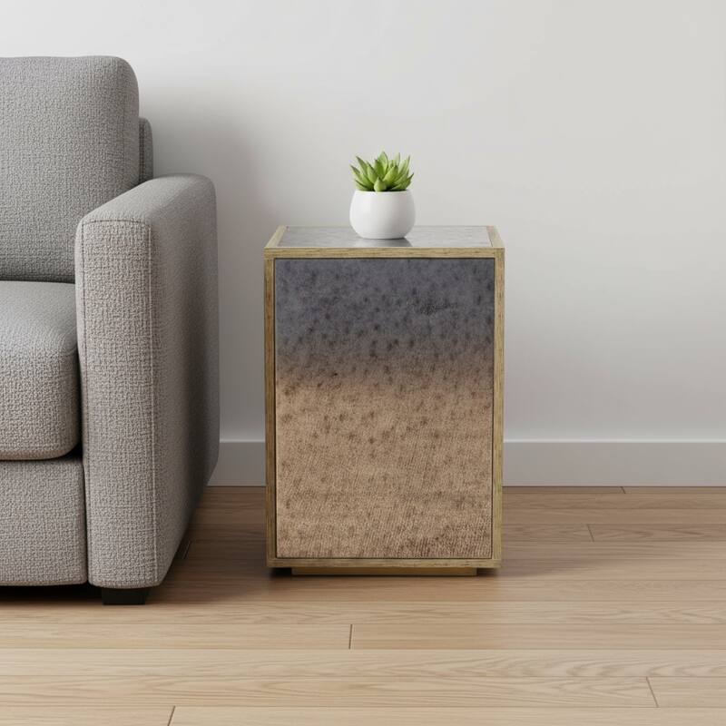 HomeRoots 22" Silver and Gold Mirrored Glass and Wood Block End Table - 17.50 in. x 22.24 in. x 15.75 in.