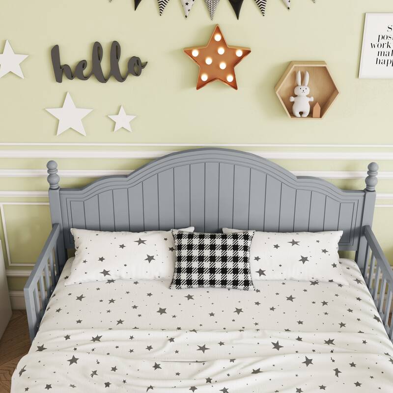 Roomfitters Twin/Full Platform Bed, Slatted Headboard and Removable Guardrails with Wooden Frame for Bedrooms or Guest Rooms