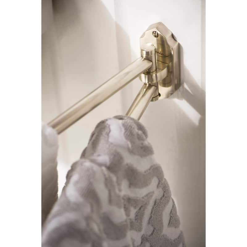 Vintage Adjustable Towel Holder Silver