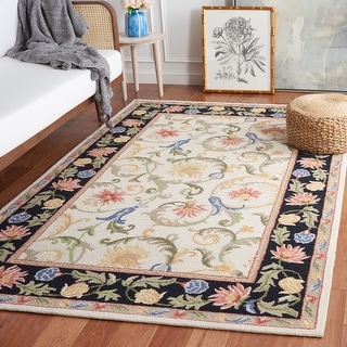 SAFAVIEH Handmade Chelsea Blaithin Floral Wool Rug