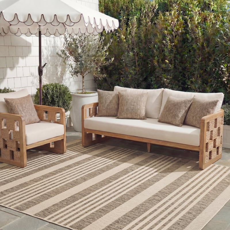 SAFAVIEH Courtyard Orsi Indoor/ Outdoor Waterproof Area Rug