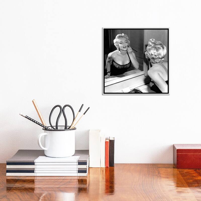 iCanvas "On The Set, Marilyn Monroe" by Rue Des Archives Framed Canvas Print