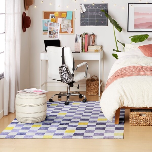 TOWN & COUNTRY PLAY Niko Checkmate Kids Plush Washable Area Rug