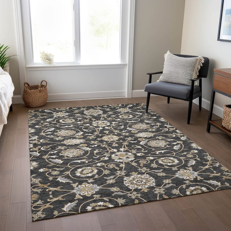 Machine Washable Indoor/ Outdoor Traditional KashanChantille Rug