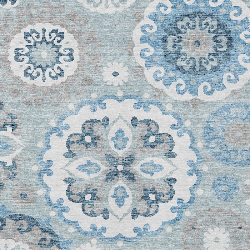HomeRoots Floral Medallion Transitional Rectangle Outdoor Rug