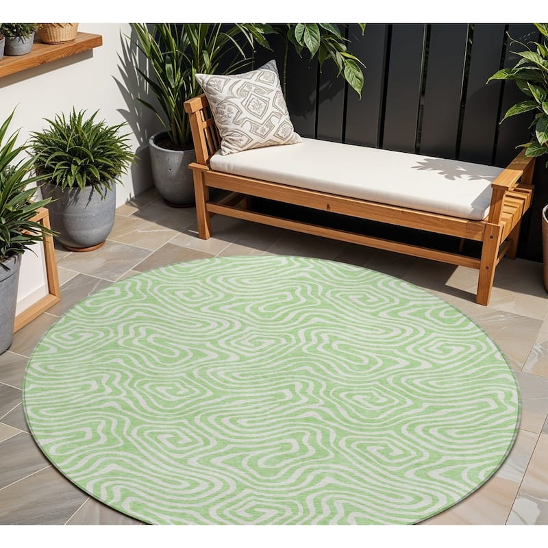 HomeRoots Abstract Transitional Rectangle Outdoor Rug - 8' Round