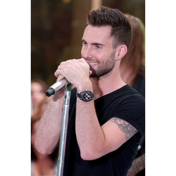 Maroon 5 Adam Levine On Stage For Nbc Today Show Concert With Maroon 5 ...