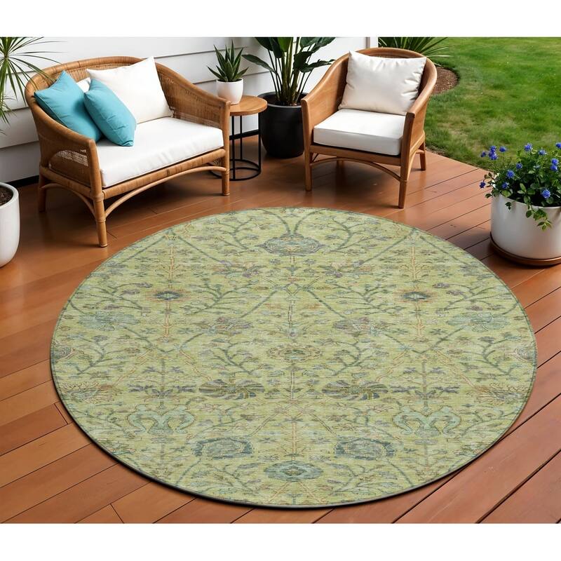 HomeRoots Floral Transitional Rectangle Outdoor Rug - 8' Round