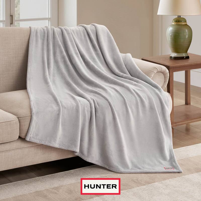 Hunter Coco Flannel Throw Blanket