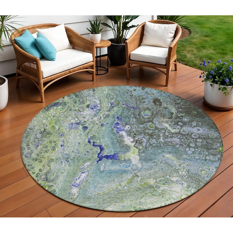 HomeRoots Abstract Contemporary Rectangle Outdoor Rug - 8' Round