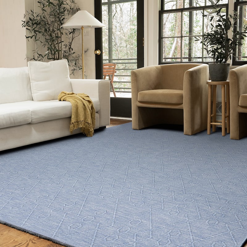 Alameda Solid Color Geometric Machine Washable Indoor Area Rug