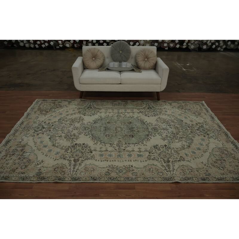 Hand Knotted Oriental 100% Wool Carpet Transitional Floral Beige & Ivories Anatolian Area Rug - 9' 11'' X 6' 4''