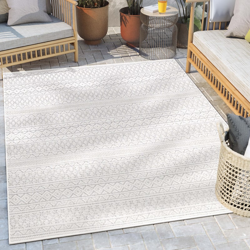 Well Woven Fallon Arwen Tribal Indoor Outdoor Area Rug