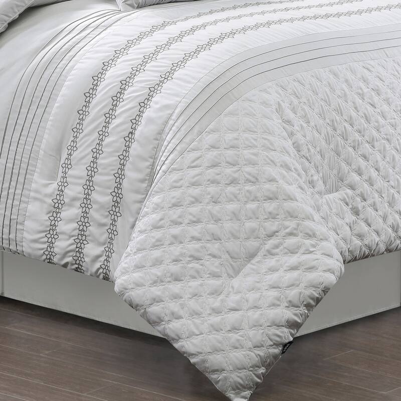 Lirite Luxury 7 Piece Comforter