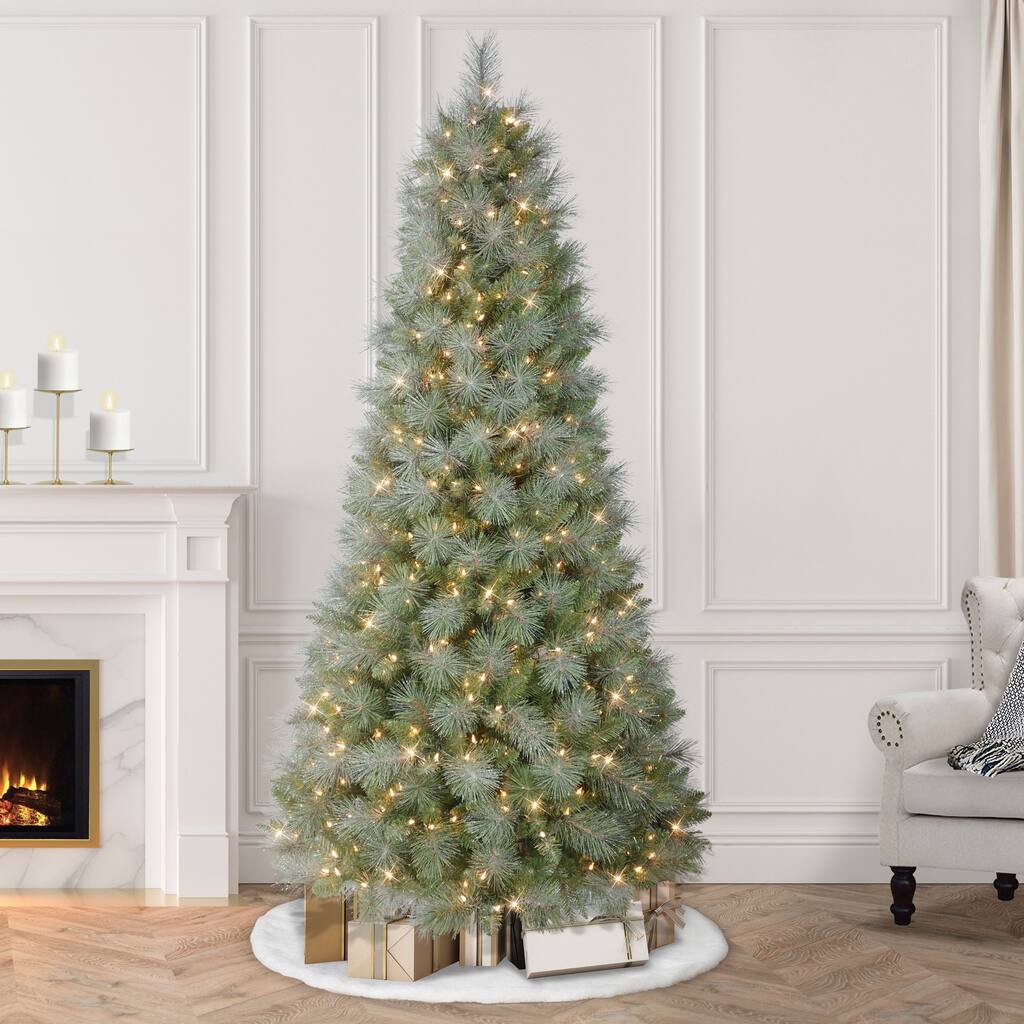 7.5' Pre-lit Dark Green PVC/Hardneedle Tree
