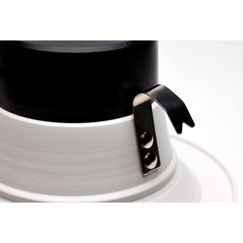 10.5W LED Retrofit Downlight 4in. Round Starfish IOT RGB & Tunable White 120V 90 CRI