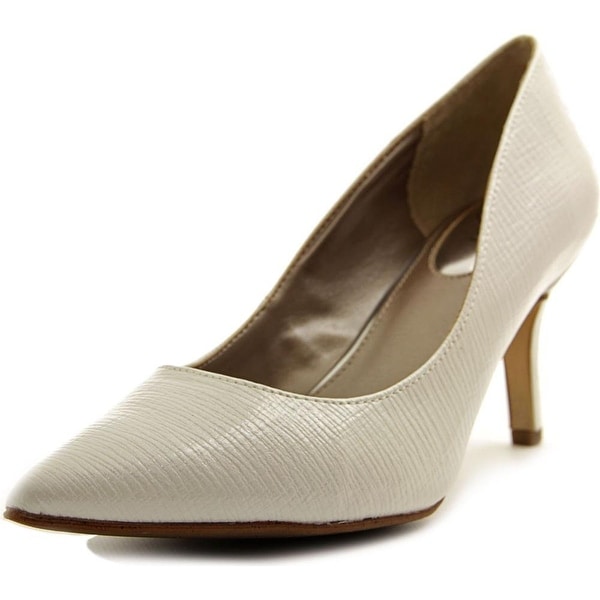 alfani jeules pumps
