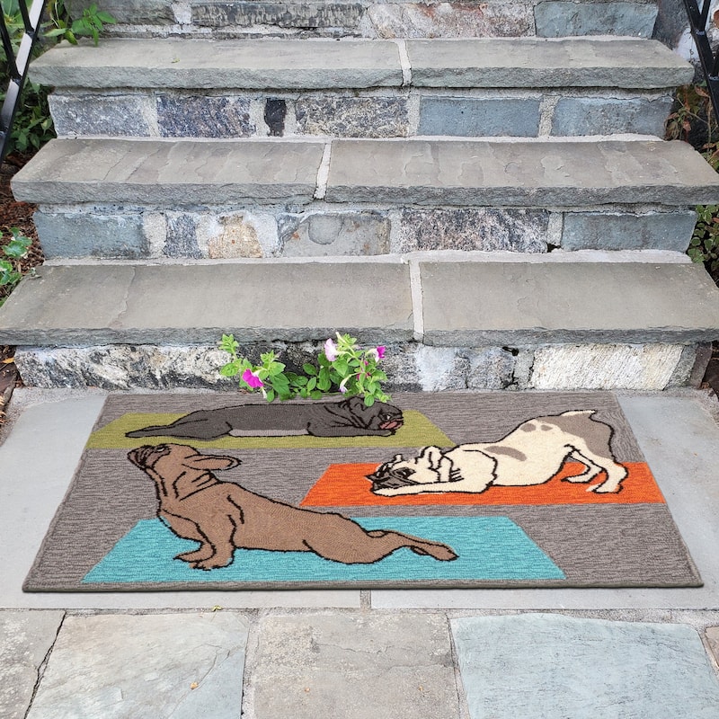 Liora Manne Frontporch Yoga Dogs Indoor/Outdoor Rug - 2'6" x 4'
