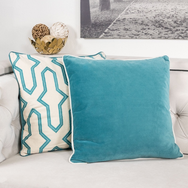 Skylar Turquoise Velvet 20