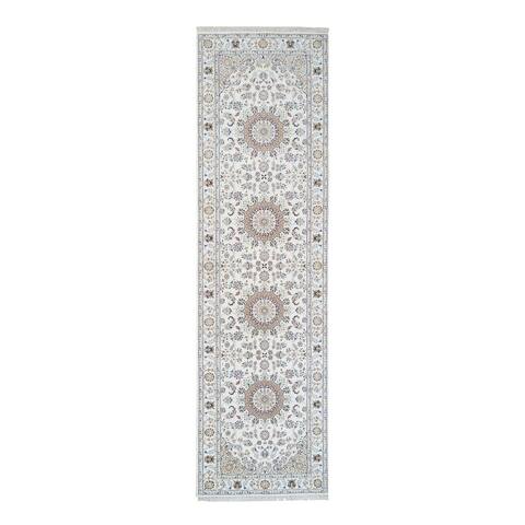 Shahbanu Rugs Ivory, Wool and Silk Hand Knotted, Nain with Flower Medallion Design 250 KPSI, Runner Oriental Rug (4'0" x 14'7")