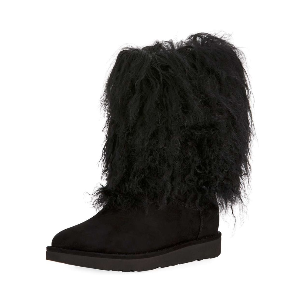 black uggs with white fur