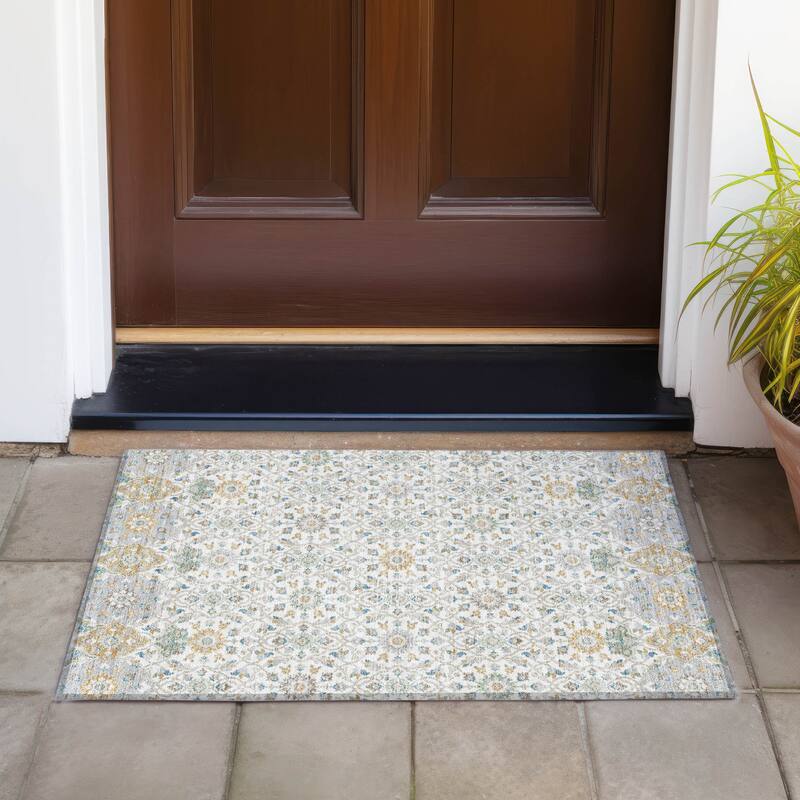 Machine Washable Indoor/Outdoor Traditional Masters Chantille Rug - Ivory - 1'8" x 2'6"