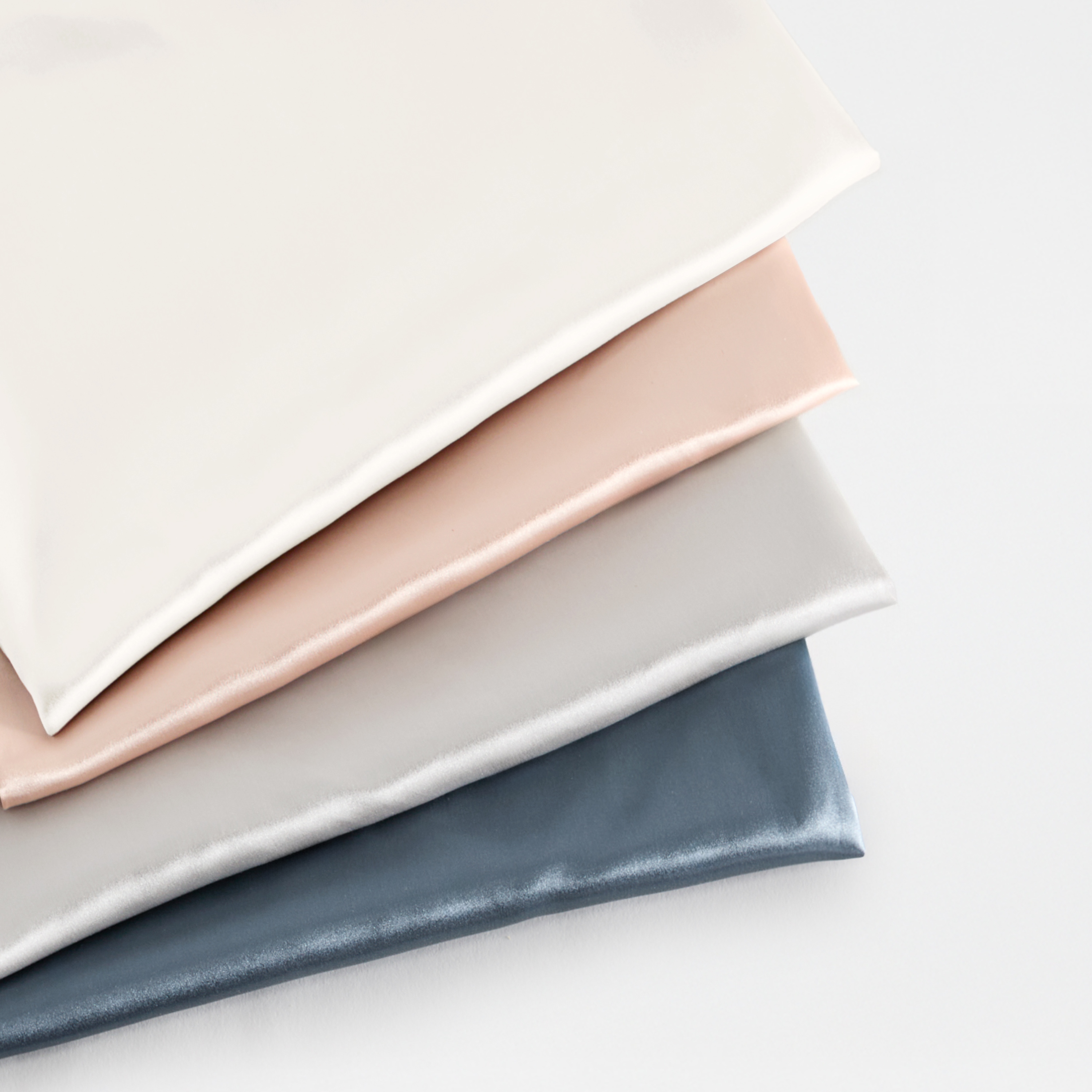 Becky Cameron 100% Mulberry Silk Zippered Pillowcase