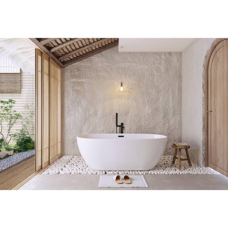 Adler Soaking Bathtub in Glossy White