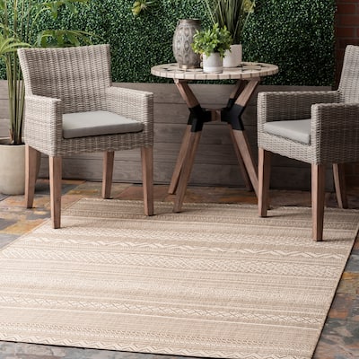 Nuloom Boho Indoor/Outdoor Geometric Tribal Patterns Area Rug