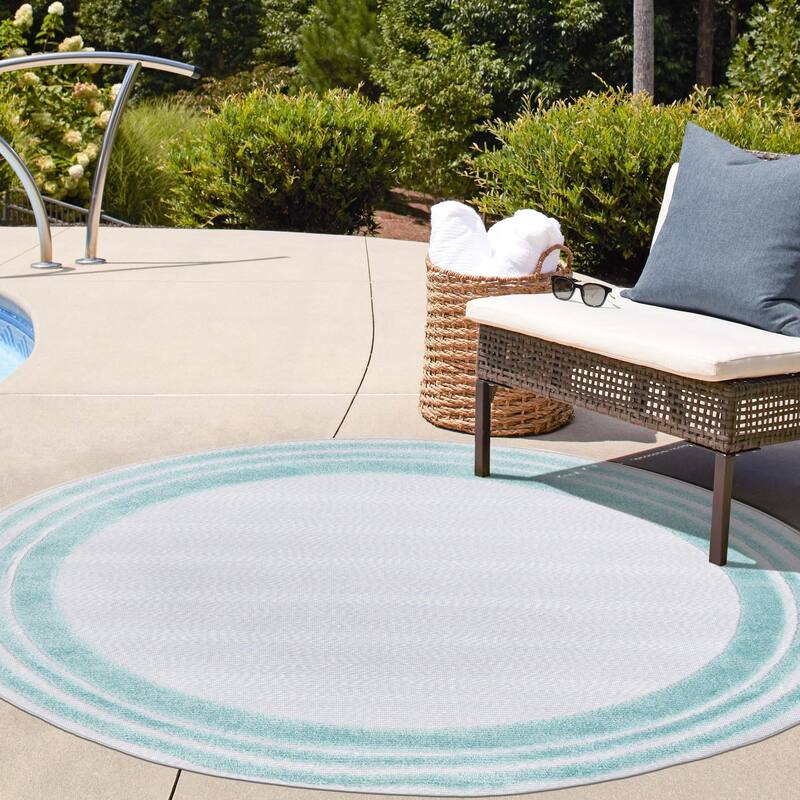 Outdoor Denver Collection Area Rug