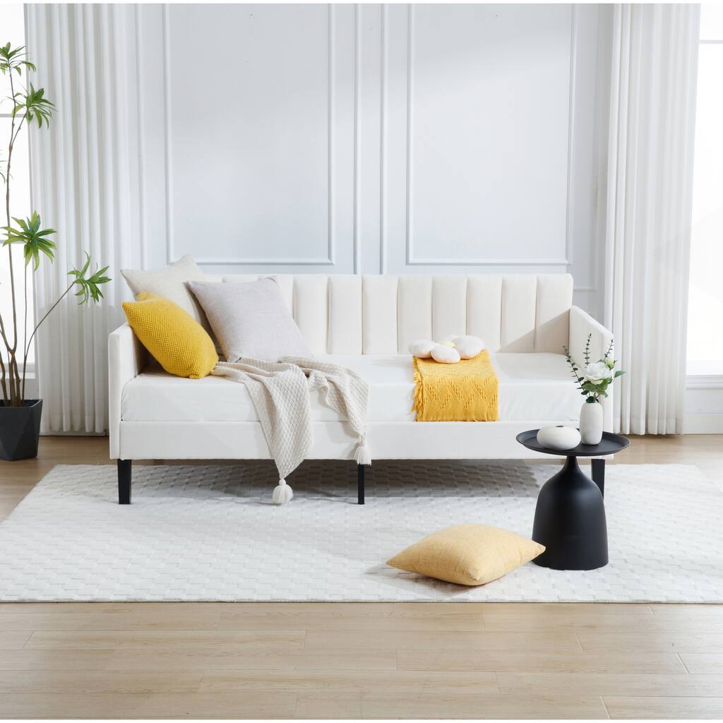 Luxurious Velvet Upholstered Daybed with Advanced Design