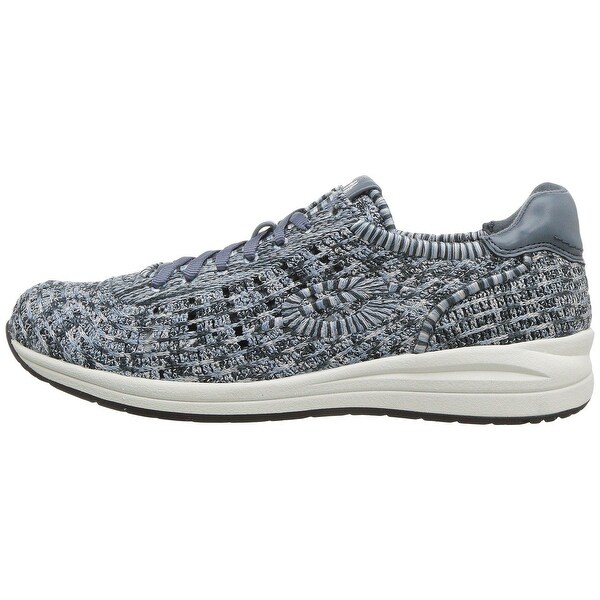 earth vital sneaker