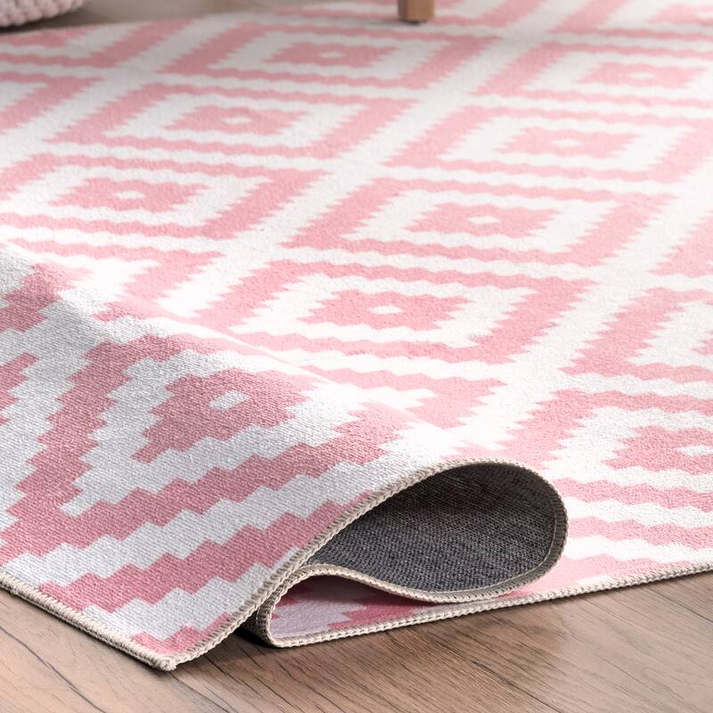 Nuloom Kellee SpinClean Machine Washable Modern Diamonds Area Rug