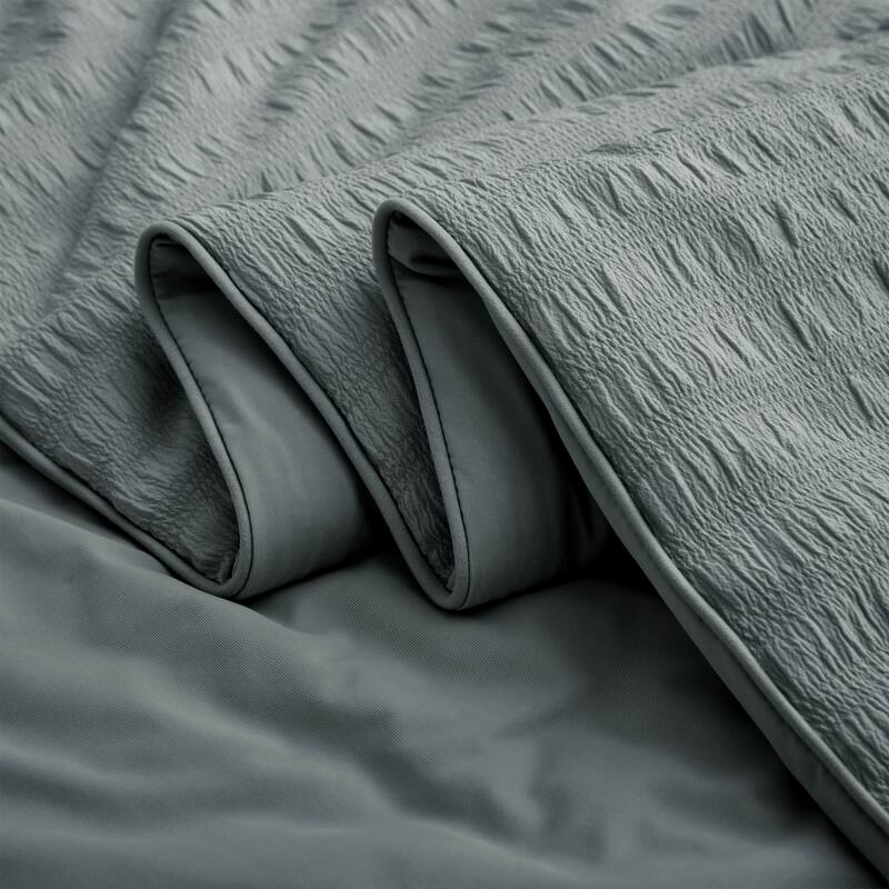 Lightweight Cooling Reversible Bed Blanket, Breathable Seersucker Comforter for Hot Sleepers